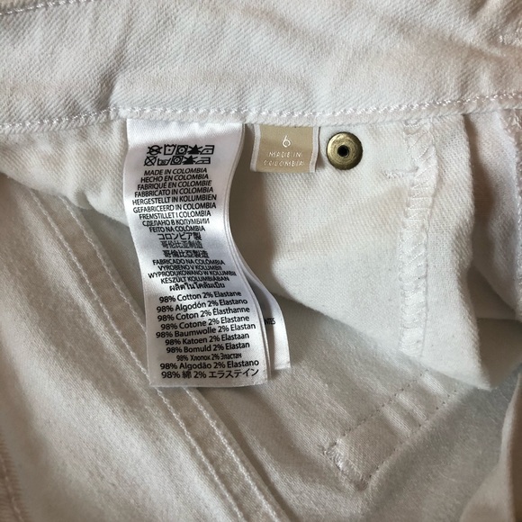 Michael Kors White Capri Pants - Picture 5 of 5